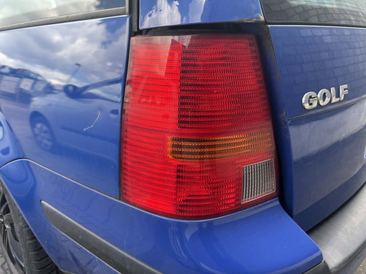 VW Golf 4 original R&uuml;cklicht R&uuml;ckleuchte Schlussleuchte links Kombi Bj.2001